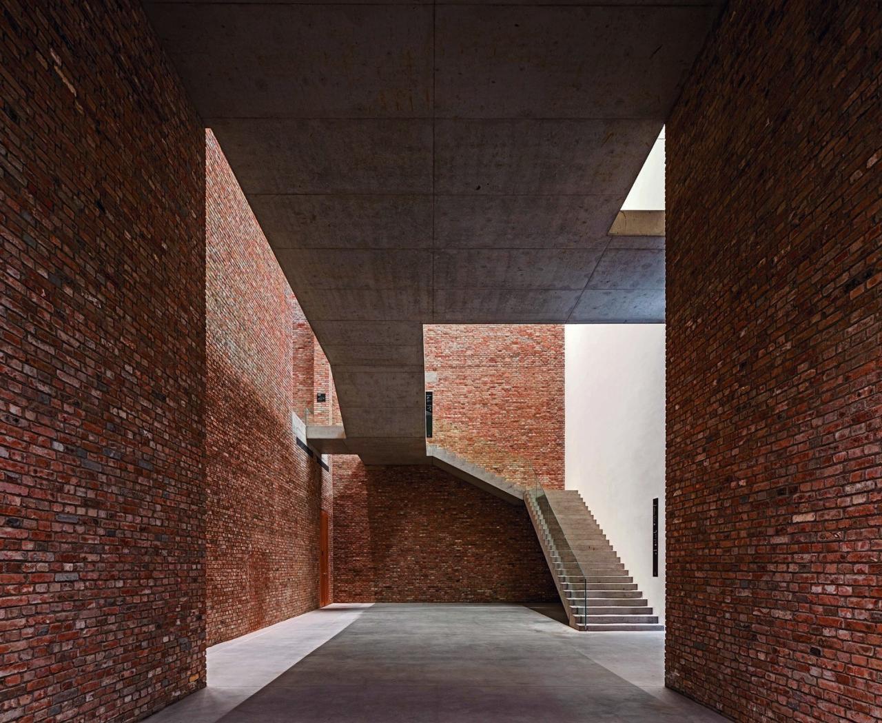 BIM建筑|798CUBE美术馆 / 朱锫建筑设计事务所 BIM建筑|798CUBE美术馆 / 朱锫建筑设计事务所