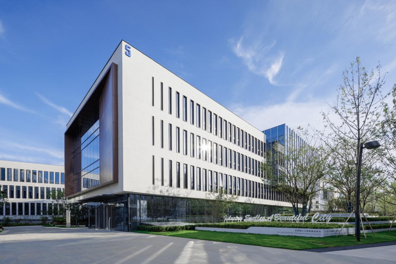 BIM建筑|南京紫金山麓首个AI人工智能产业载体 / 三益中国 BIM建筑|南京紫金山麓首个AI人工智能产业载体 / 三益中国