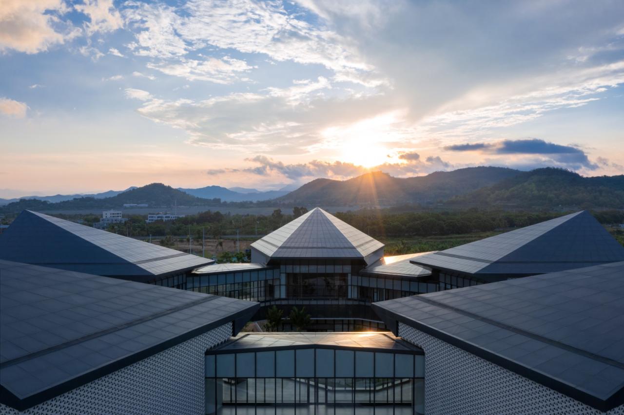 BIM建筑|三亚崖州湾科技城产业促进中心 / Gensler BIM建筑|三亚崖州湾科技城产业促进中心 / Gensler