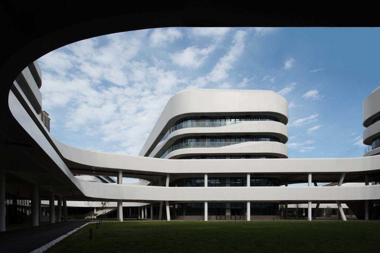 BIM建筑|清华大学附属中学广华学校 / 北京市建筑设计研究院 BIM建筑|清华大学附属中学广华学校 / 北京市建筑设计研究院