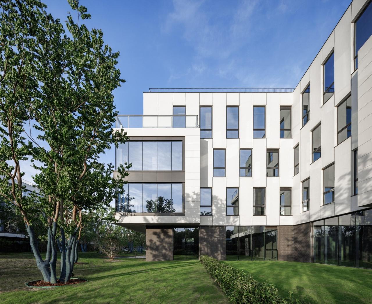BIM建筑|南京紫金山麓首个AI人工智能产业载体 / 三益中国 BIM建筑|南京紫金山麓首个AI人工智能产业载体 / 三益中国