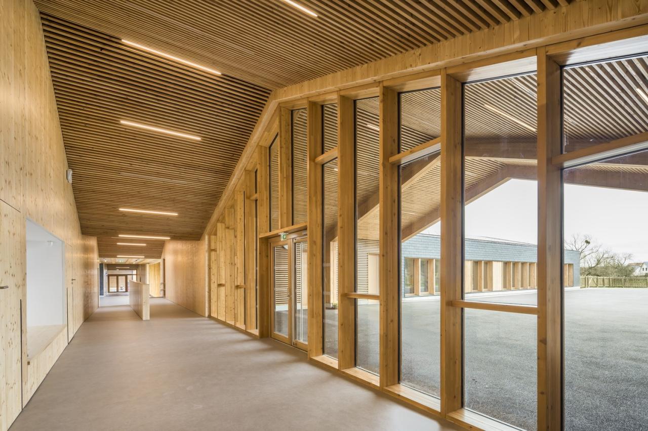 BIM建筑|Les Coteaux Fleuris 学校 / HEMAA Architectes + Hesters Oyon BIM建筑|Les Coteaux Fleuris 学校 / HEMAA Architectes + Hesters Oyon