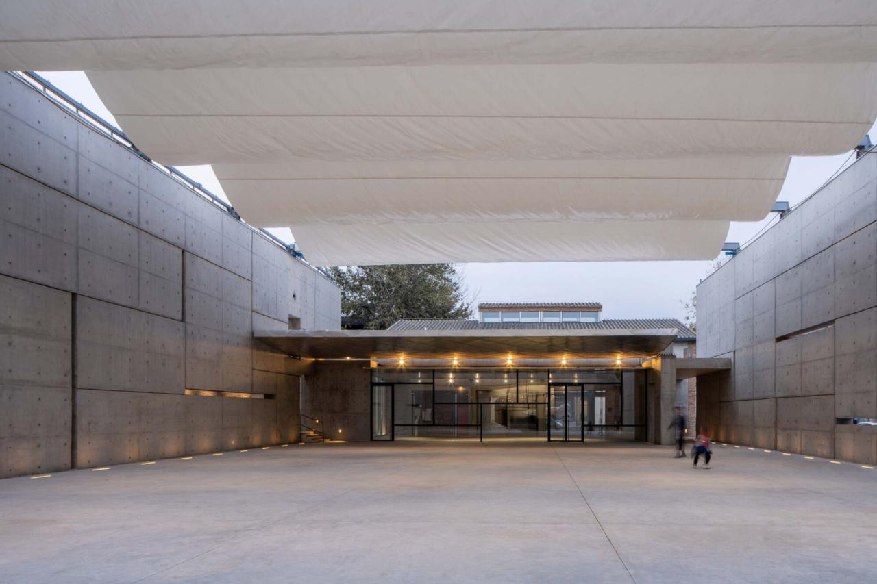 BIM建筑|798CUBE美术馆 / 朱锫建筑设计事务所 BIM建筑|798CUBE美术馆 / 朱锫建筑设计事务所