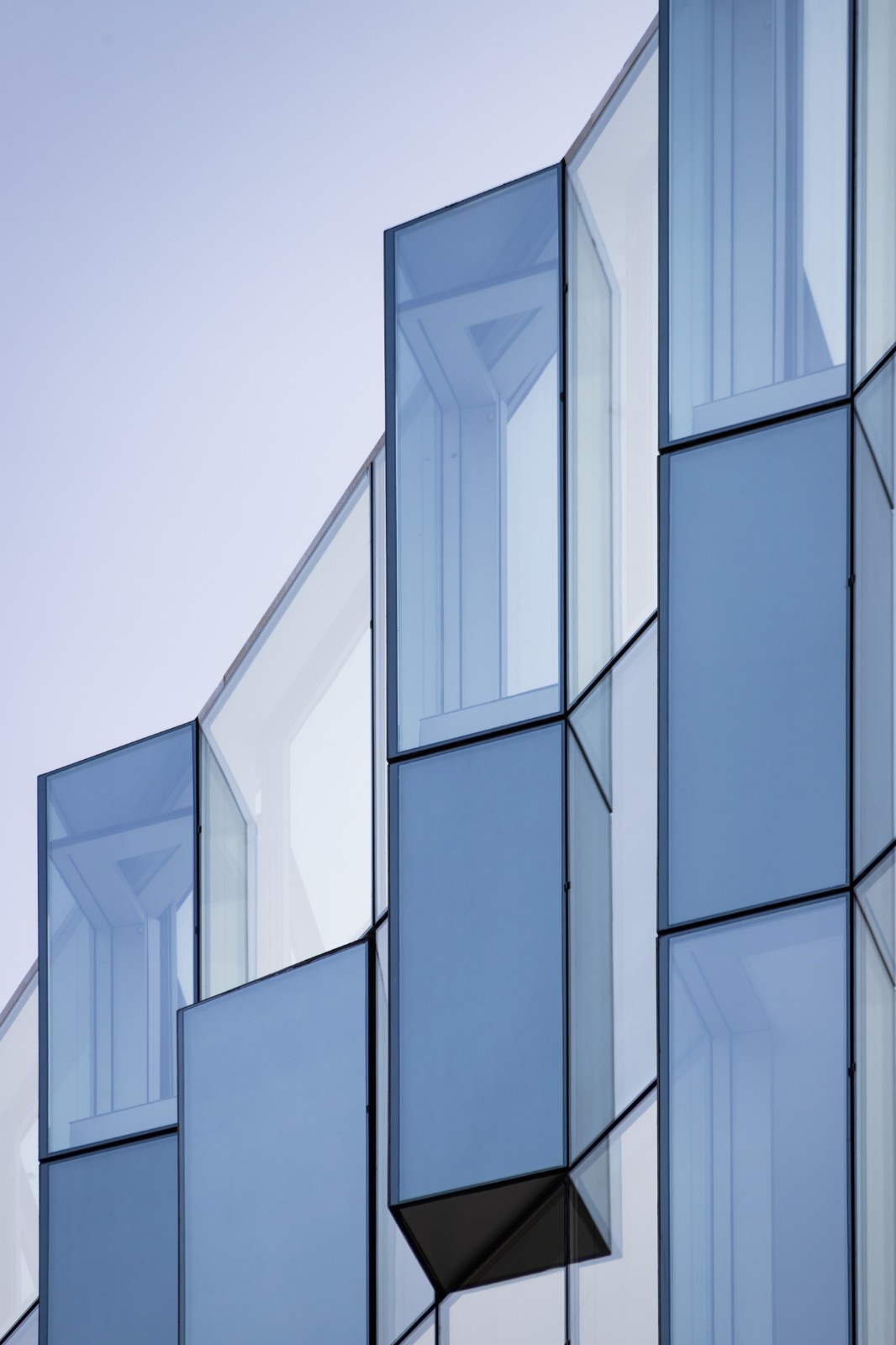 BIM建筑|Etraton 办公楼 / ARK-architecture BIM建筑|Etraton 办公楼 / ARK-architecture