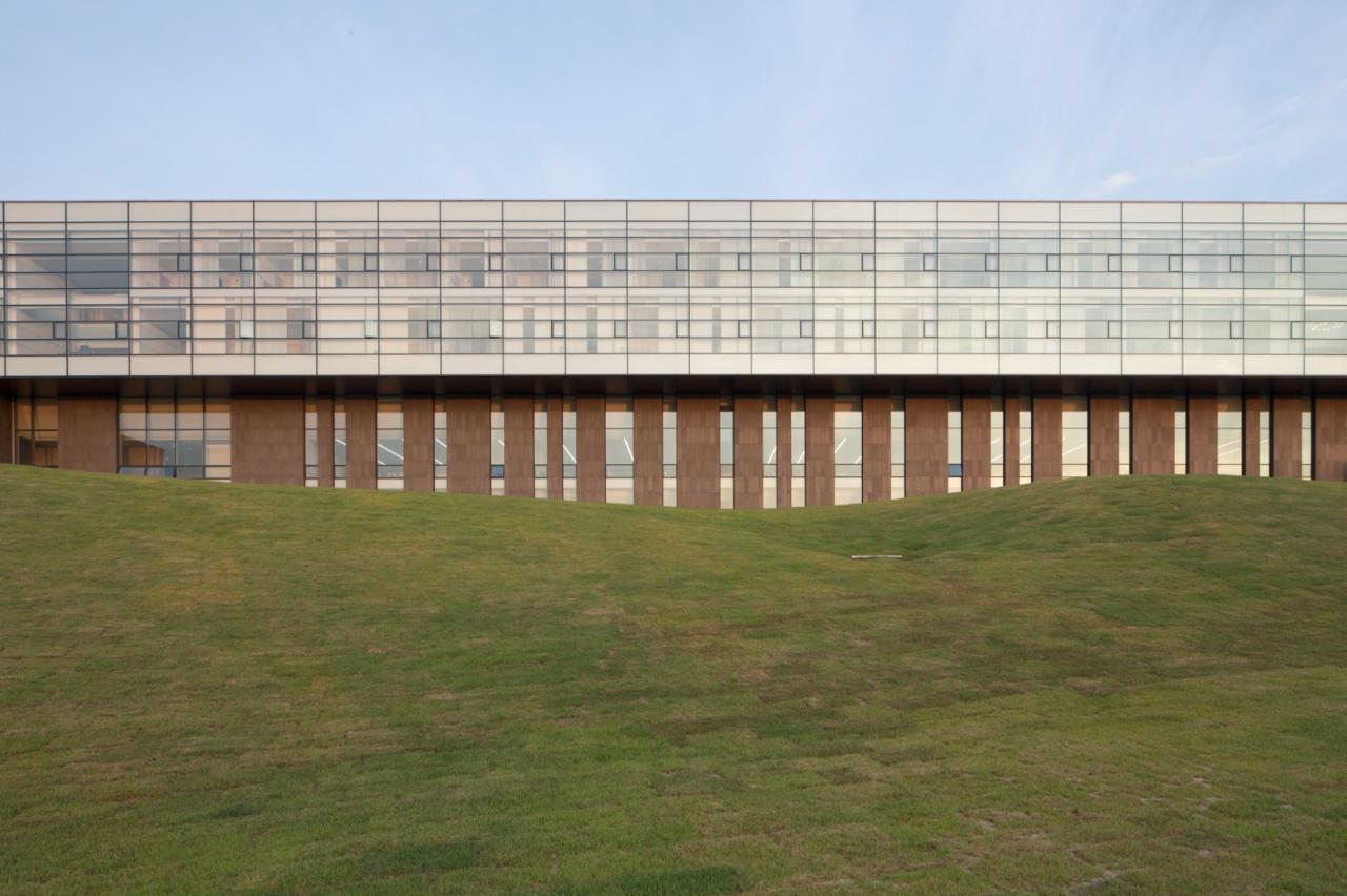 BIM建筑|韩国现代集团全球合作伙伴中心+庆州大学校园区 / Hyunjun Mihn + mp_art architects BIM建筑|韩国现代集团全球合作伙伴中心+庆州大学校园区 / Hyunjun Mihn + mp_art architects