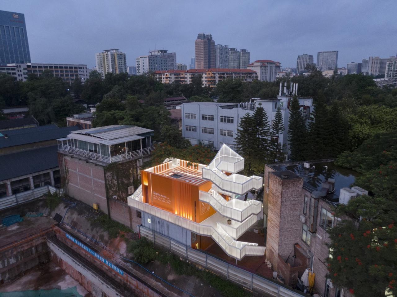BIM建筑|工业遗址世界里的橙色糖果-未来社HOUSE / Wutopia Lab BIM建筑|工业遗址世界里的橙色糖果-未来社HOUSE / Wutopia Lab