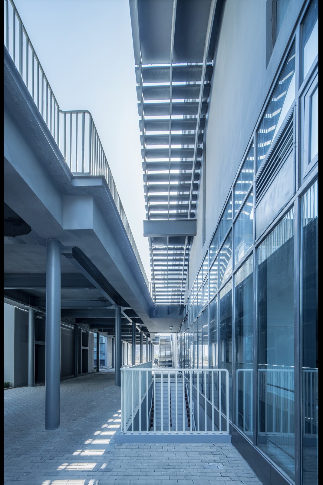 BIM建筑|郑州航空港第八安置区配套中学暨郑州第130中学 / 上海联创设计集团 BIM建筑|郑州航空港第八安置区配套中学暨郑州第130中学 / 上海联创设计集团