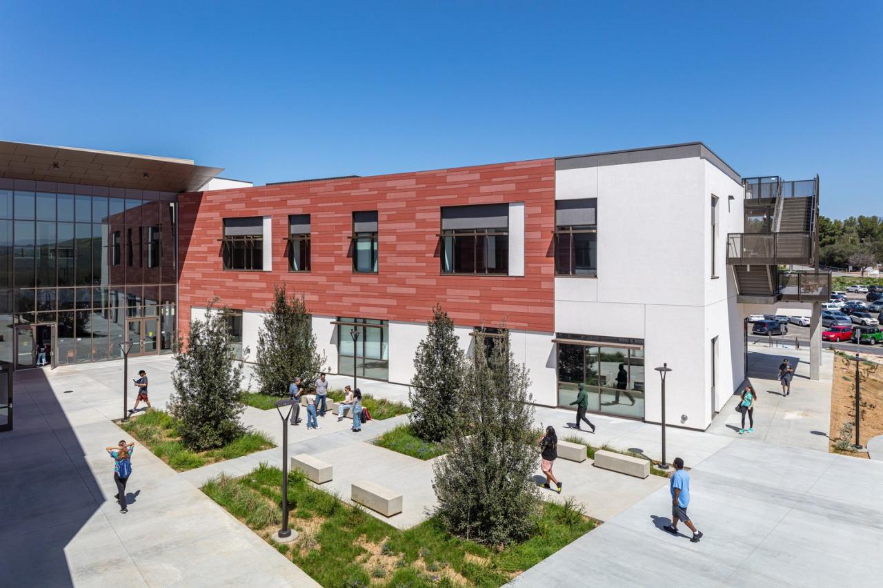 BIM建筑|马鞍学院先进技术与应用科学教学楼 / HED BIM建筑|马鞍学院先进技术与应用科学教学楼 / HED