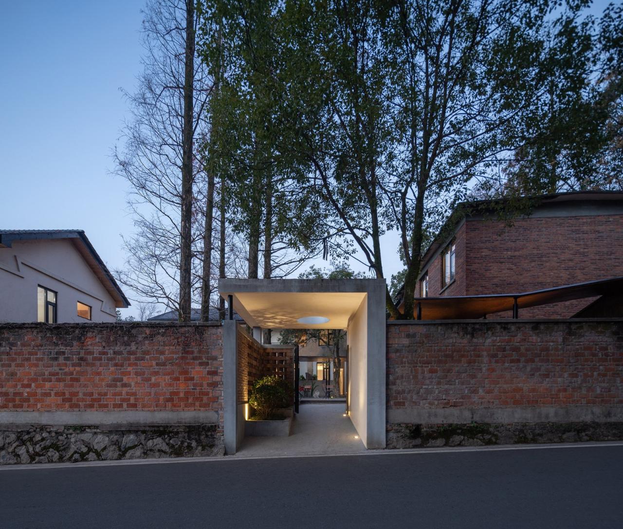 BIM建筑|龙游溪口镇乡村未来社区圃舍·溪口共享民宿 / 上海严旸建筑设计工作室 BIM建筑|龙游溪口镇乡村未来社区圃舍·溪口共享民宿 / 上海严旸建筑设计工作室