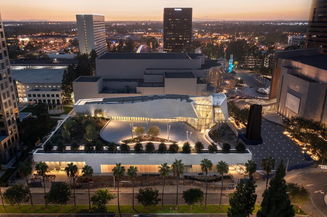 BIM建筑|美国加州橙县艺术博物馆 / Morphosis BIM建筑|美国加州橙县艺术博物馆 / Morphosis