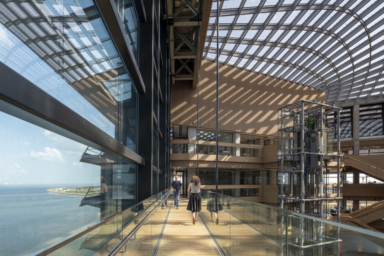 BIM建筑|辉凌制药总部 / Foster + Partners BIM建筑|辉凌制药总部 / Foster + Partners