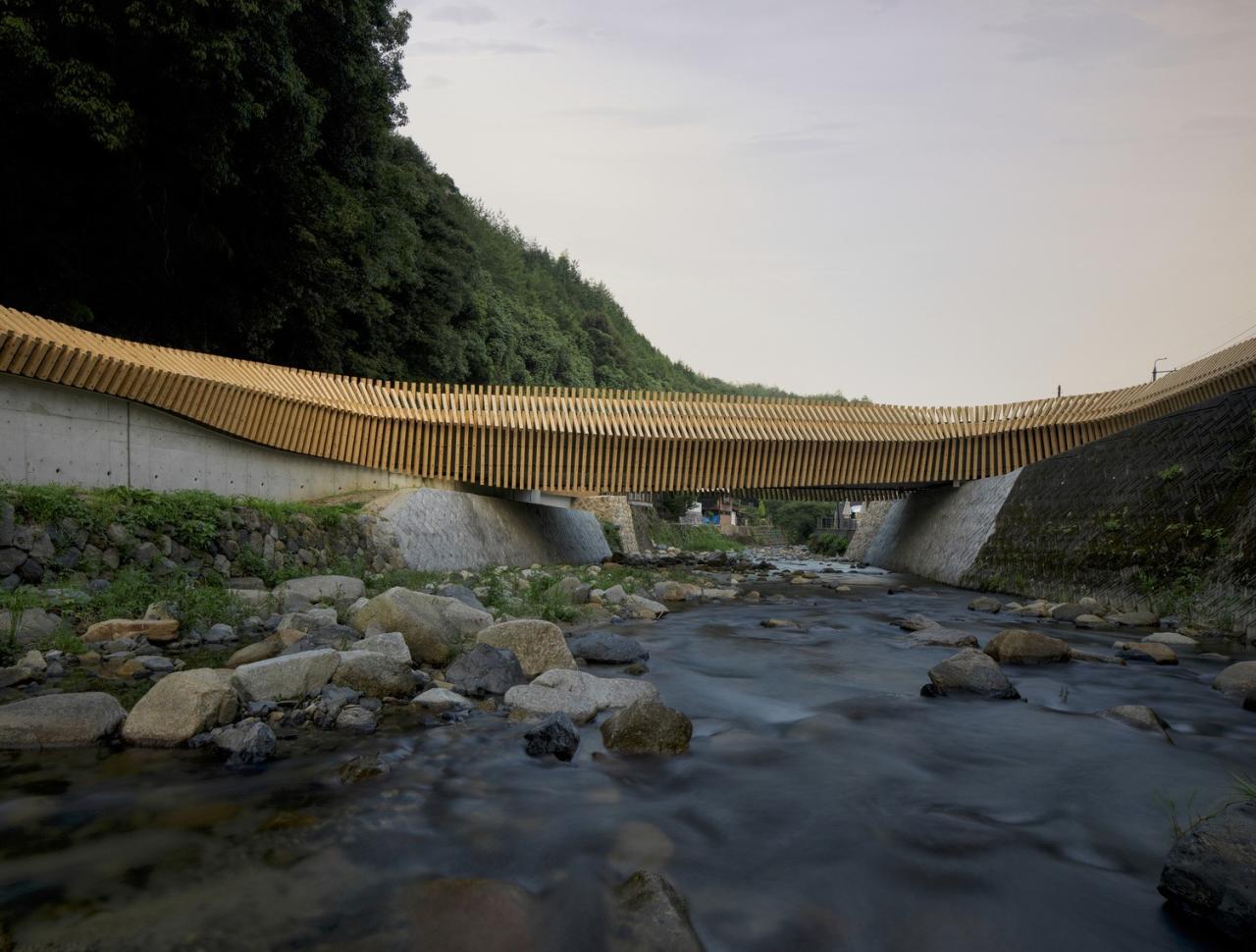 BIM建筑|传统木工技艺与现代计算科技相结合,久杉桥 / 隈研吾建筑都市设计事务所 BIM建筑|传统木工技艺与现代计算科技相结合,久杉桥 / 隈研吾建筑都市设计事务所