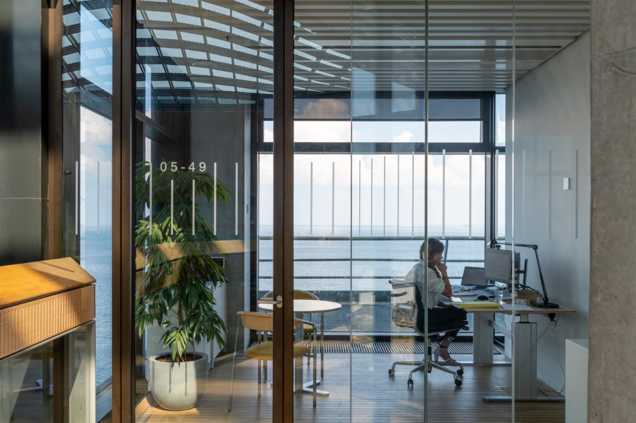 BIM建筑|辉凌制药总部 / Foster + Partners BIM建筑|辉凌制药总部 / Foster + Partners