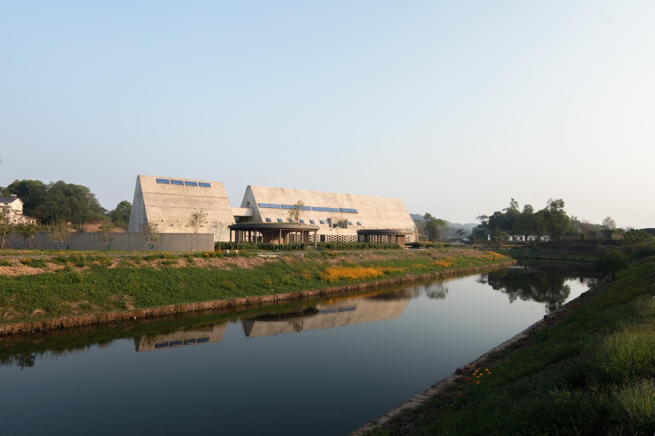 BIM建筑|释放天性的乡村俱乐部 :江小白的一亩三分地 JOYBO FARM / 未见筑设计事务所 BIM建筑|释放天性的乡村俱乐部 :江小白的一亩三分地 JOYBO FARM / 未见筑设计事务所