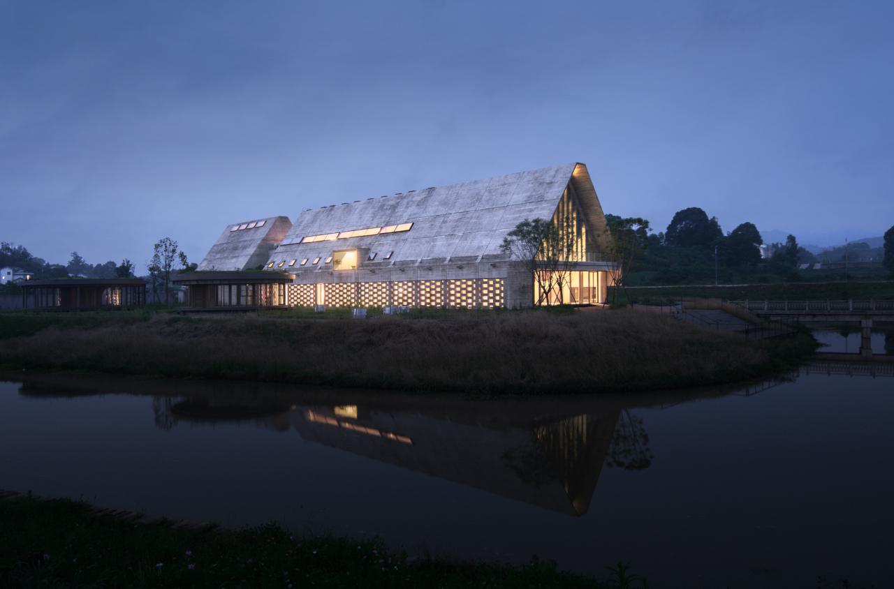 BIM建筑|释放天性的乡村俱乐部 :江小白的一亩三分地 JOYBO FARM / 未见筑设计事务所 BIM建筑|释放天性的乡村俱乐部 :江小白的一亩三分地 JOYBO FARM / 未见筑设计事务所