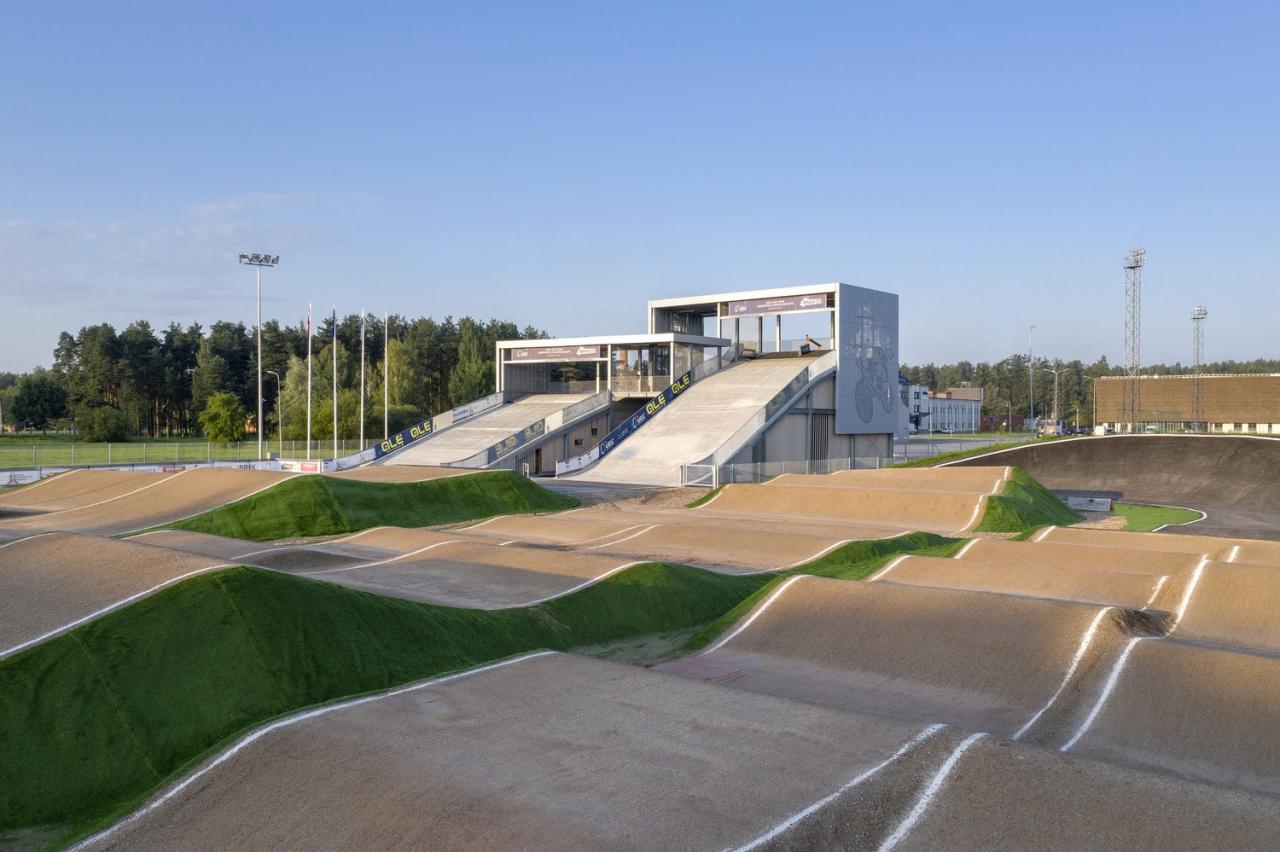 BIM建筑|奥运冠军 Maris Strombergs 的 BMX 赛道 / Balta Istaba BIM建筑|奥运冠军 Maris Strombergs 的 BMX 赛道 / Balta Istaba