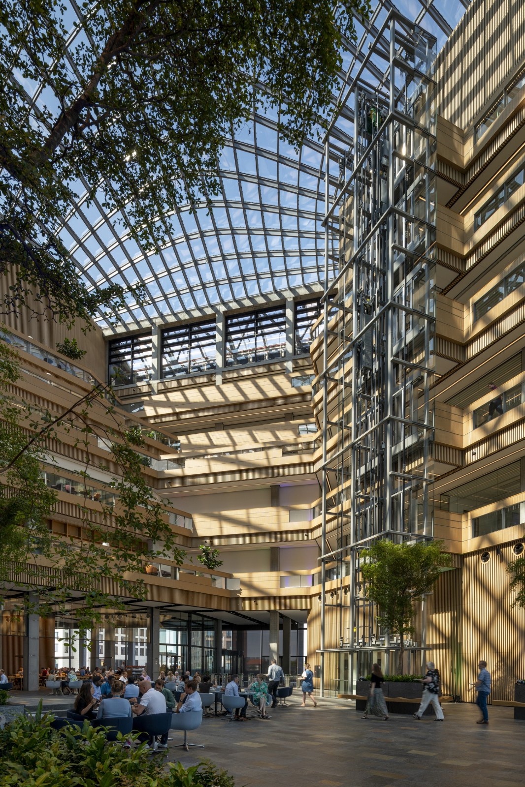 BIM建筑|辉凌制药总部 / Foster + Partners BIM建筑|辉凌制药总部 / Foster + Partners