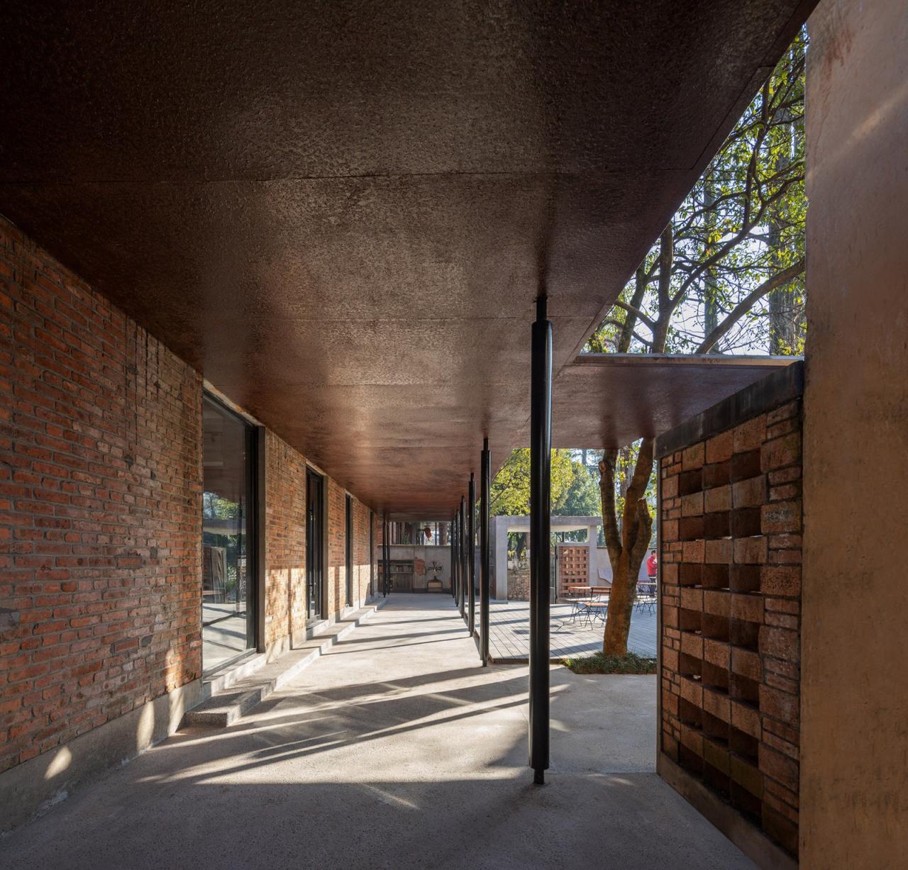 BIM建筑|龙游溪口镇乡村未来社区圃舍·溪口共享民宿 / 上海严旸建筑设计工作室 BIM建筑|龙游溪口镇乡村未来社区圃舍·溪口共享民宿 / 上海严旸建筑设计工作室