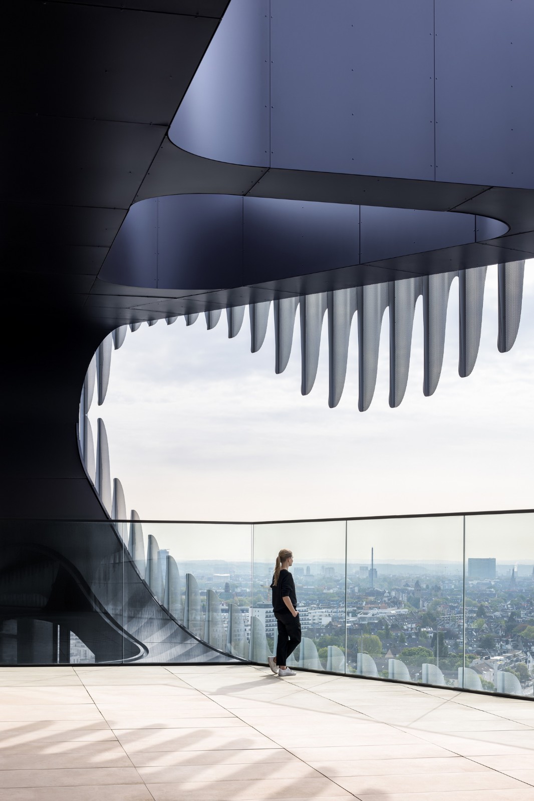 BIM建筑|RKM740“拉链” 塔楼 / J. Mayer H. Architects BIM建筑|RKM740“拉链” 塔楼 / J. Mayer H. Architects