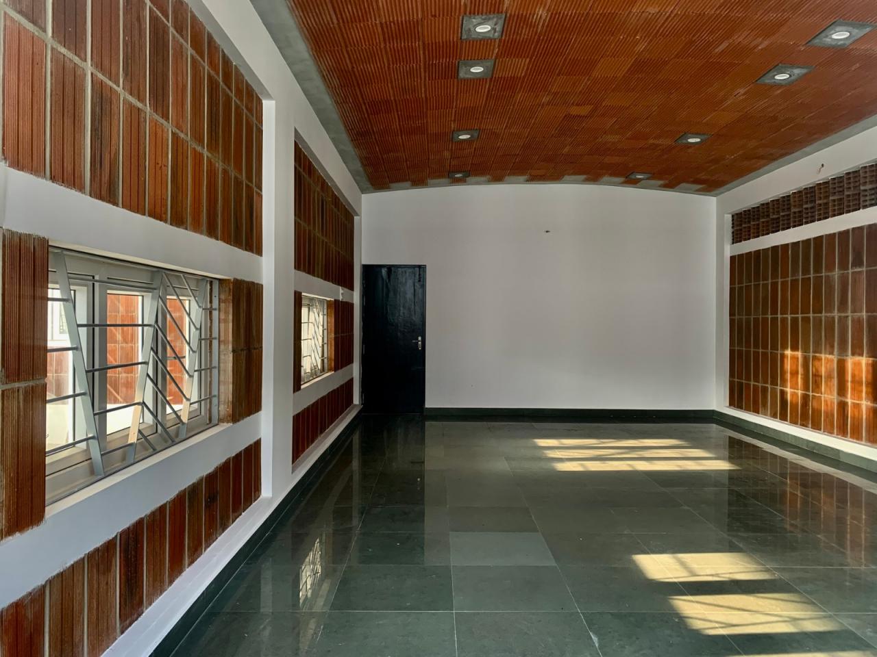 BIM建筑|印度 Coimbatore 修行中心 / Masonry of Architects BIM建筑|印度 Coimbatore 修行中心 / Masonry of Architects