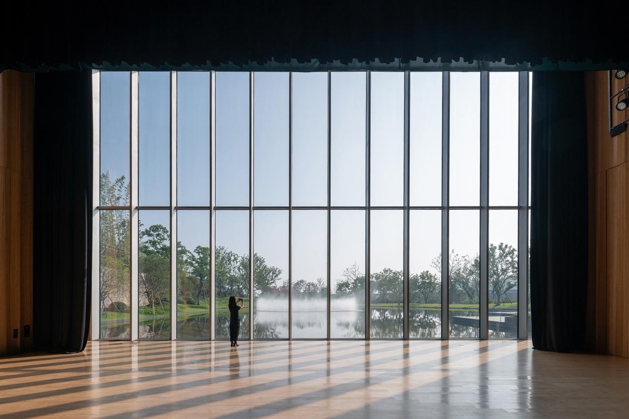 BIM建筑|雅达剧院:山林与舞台 / goa大象设计 BIM建筑|雅达剧院:山林与舞台 / goa大象设计