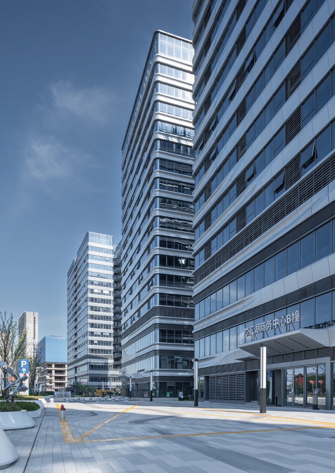 BIM建筑|Moc芯光里·苏州高铁新城复合商业街区 / 简和建筑 BIM建筑|Moc芯光里·苏州高铁新城复合商业街区 / 简和建筑