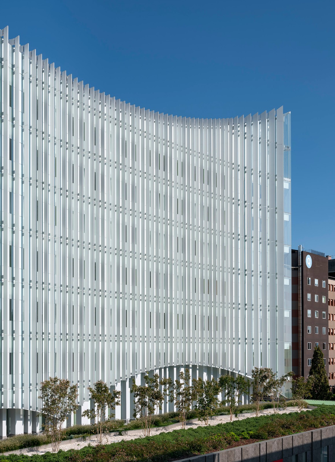 BIM建筑|会吸霾的医院:米兰圣拉斐尔医院新外科和急救中心 / MCA建筑事务所 BIM建筑|会吸霾的医院:米兰圣拉斐尔医院新外科和急救中心 / MCA建筑事务所