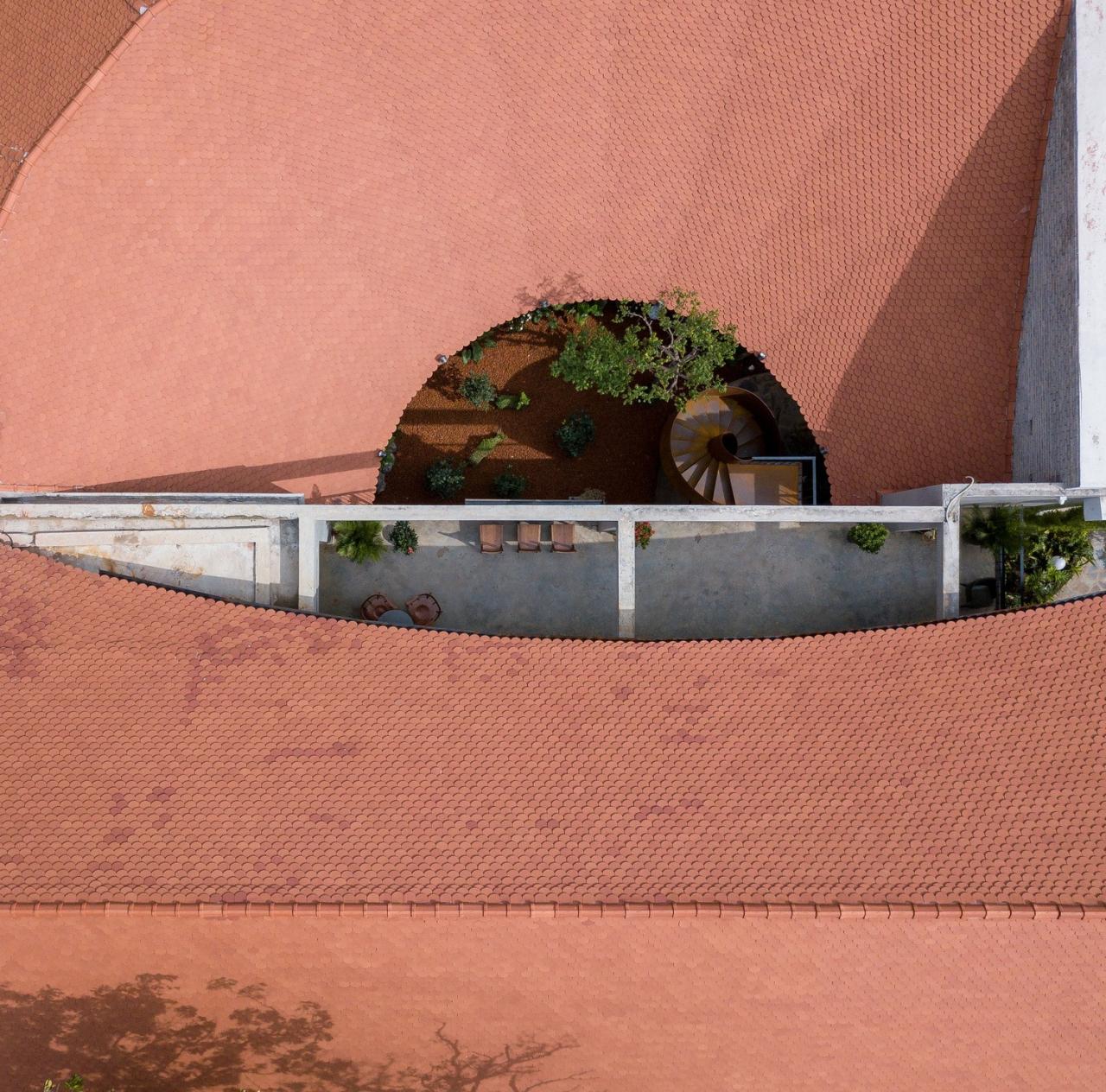 BIM建筑|May 咖啡厅和面包店 / FeA BIM建筑|May 咖啡厅和面包店 / FeA