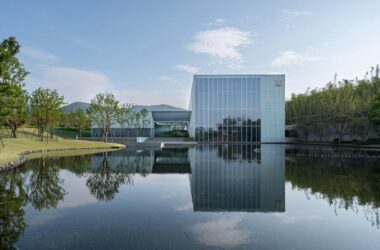 BIM建筑|雅达剧院:山林与舞台 / goa大象设计-BIM建筑网