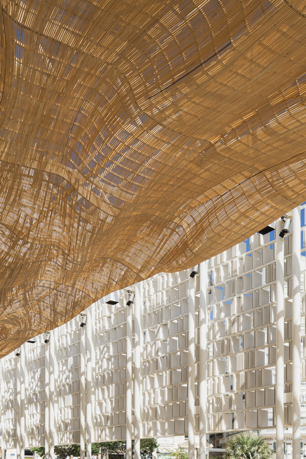 BIM建筑|可拆卸陶瓷结构,瓦伦西亚集市场馆 / Miguel Arraiz + Arqueha BIM建筑|可拆卸陶瓷结构,瓦伦西亚集市场馆 / Miguel Arraiz + Arqueha