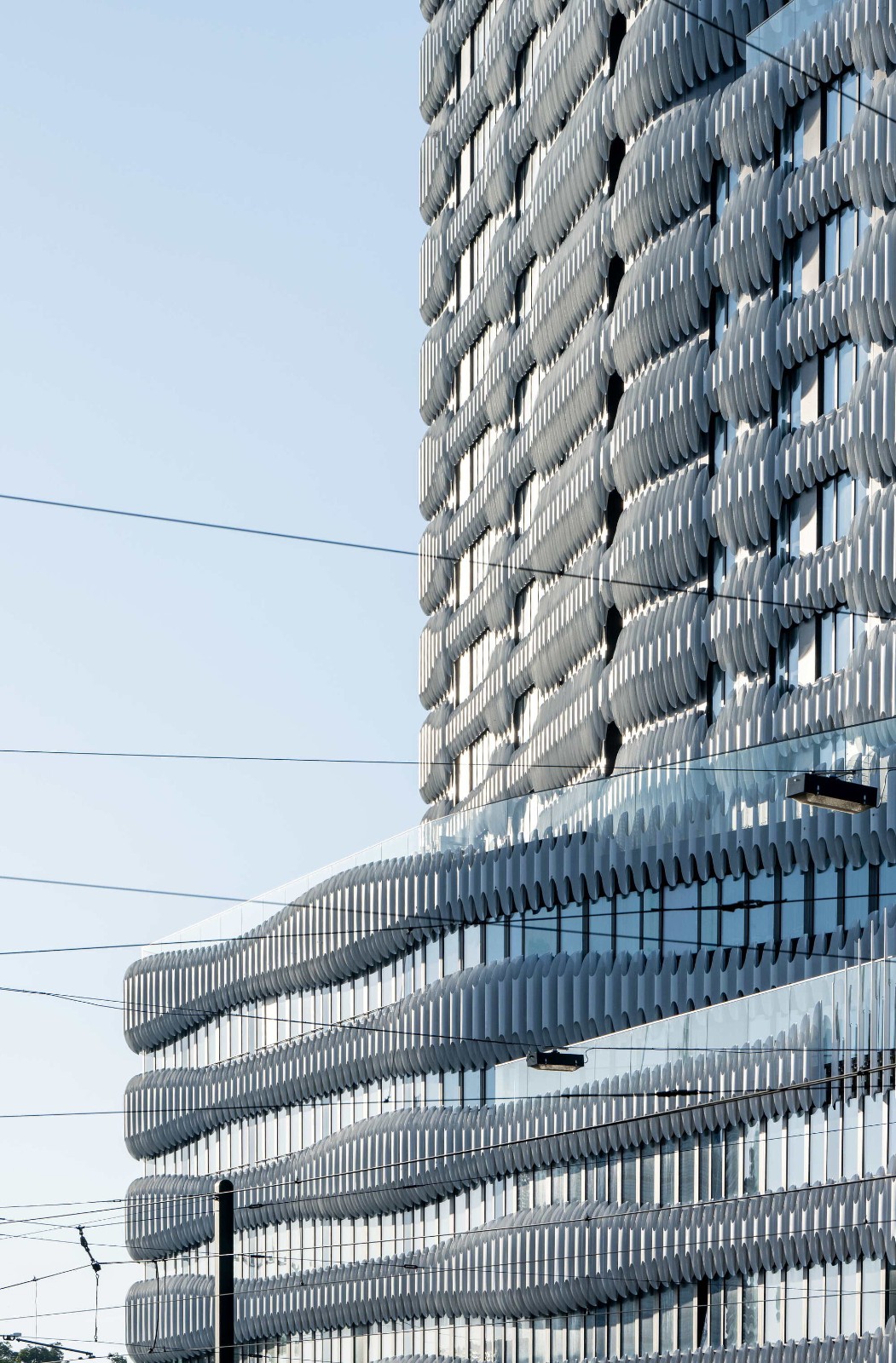 BIM建筑|RKM740“拉链” 塔楼 / J. Mayer H. Architects BIM建筑|RKM740“拉链” 塔楼 / J. Mayer H. Architects