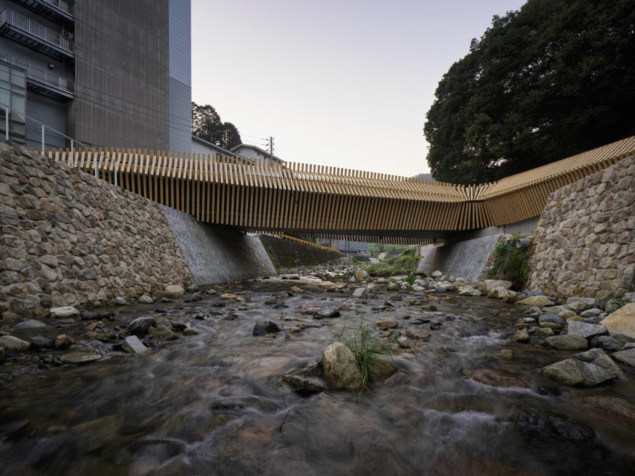 BIM建筑|传统木工技艺与现代计算科技相结合,久杉桥 / 隈研吾建筑都市设计事务所 BIM建筑|传统木工技艺与现代计算科技相结合,久杉桥 / 隈研吾建筑都市设计事务所