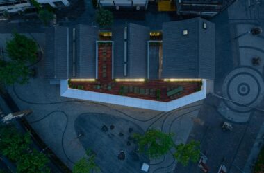 BIM建筑|融新于旧,与时并进:济南蔚来中心 / LUKSTUDIO芝作室-BIM建筑网