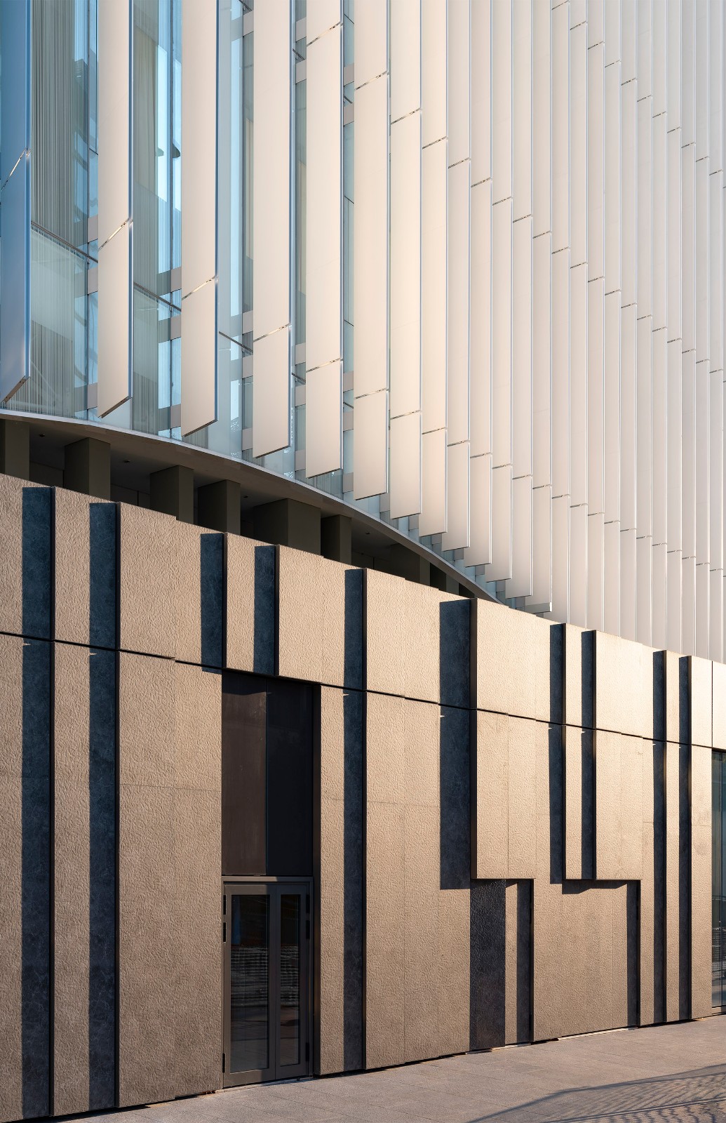 BIM建筑|会吸霾的医院:米兰圣拉斐尔医院新外科和急救中心 / MCA建筑事务所 BIM建筑|会吸霾的医院:米兰圣拉斐尔医院新外科和急救中心 / MCA建筑事务所