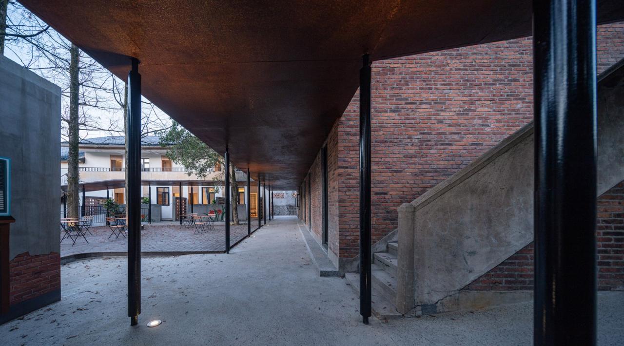 BIM建筑|龙游溪口镇乡村未来社区圃舍·溪口共享民宿 / 上海严旸建筑设计工作室 BIM建筑|龙游溪口镇乡村未来社区圃舍·溪口共享民宿 / 上海严旸建筑设计工作室