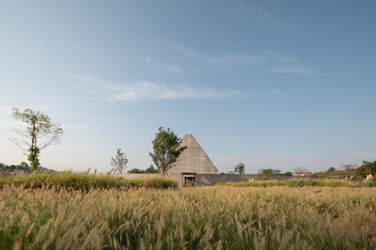 BIM建筑|释放天性的乡村俱乐部 :江小白的一亩三分地 JOYBO FARM / 未见筑设计事务所 BIM建筑|释放天性的乡村俱乐部 :江小白的一亩三分地 JOYBO FARM / 未见筑设计事务所