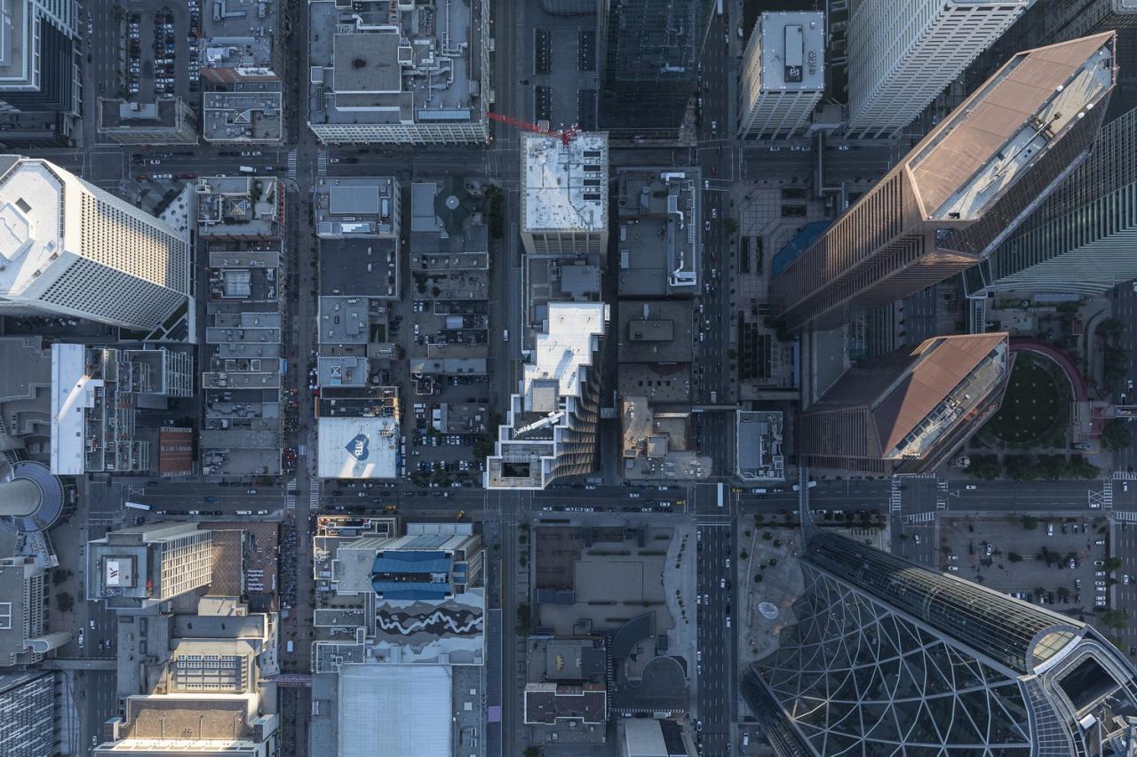 BIM建筑|BIG 两个新作:温哥华之家和泰勒斯大楼,重力和失重摩天楼 BIM建筑|BIG 两个新作:温哥华之家和泰勒斯大楼,重力和失重摩天楼