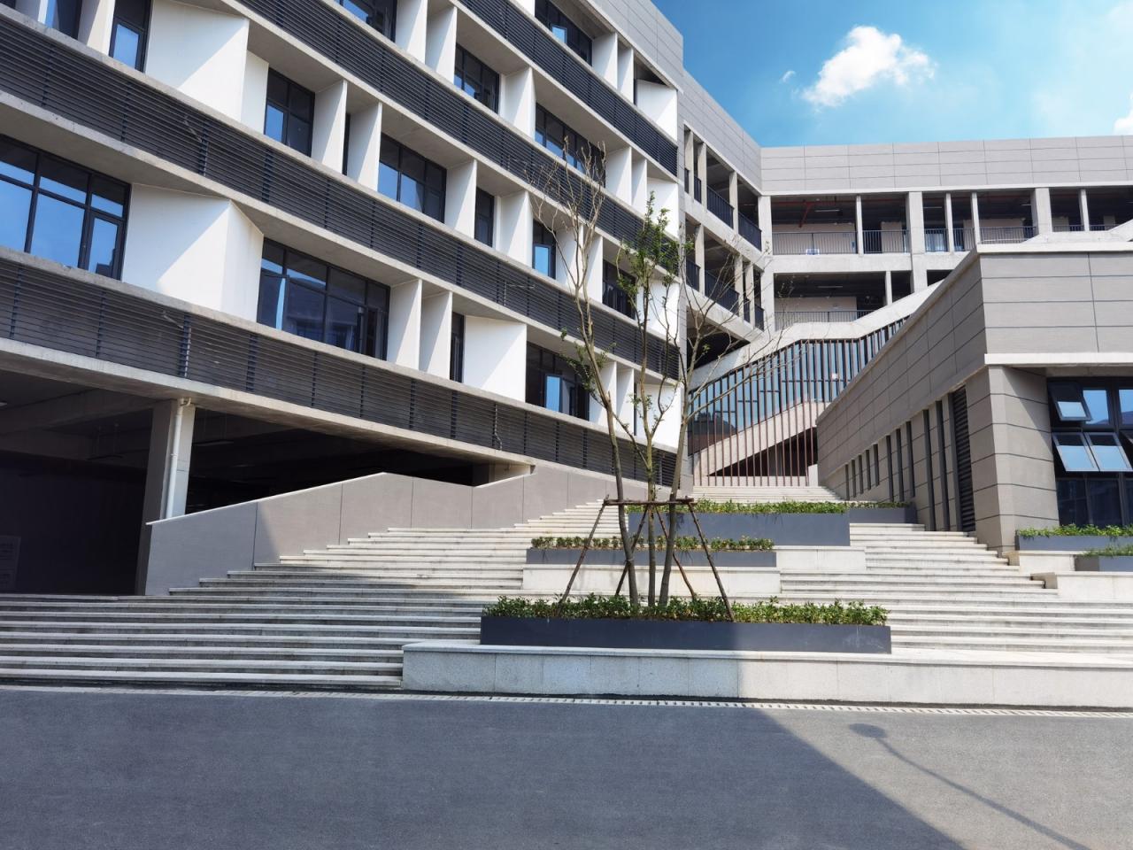 BIM建筑|行山乐水书自华:长江艺术工程职业学院3#教学实训楼 / 湖北建艺风工程设计有限公司 BIM建筑|行山乐水书自华:长江艺术工程职业学院3#教学实训楼 / 湖北建艺风工程设计有限公司