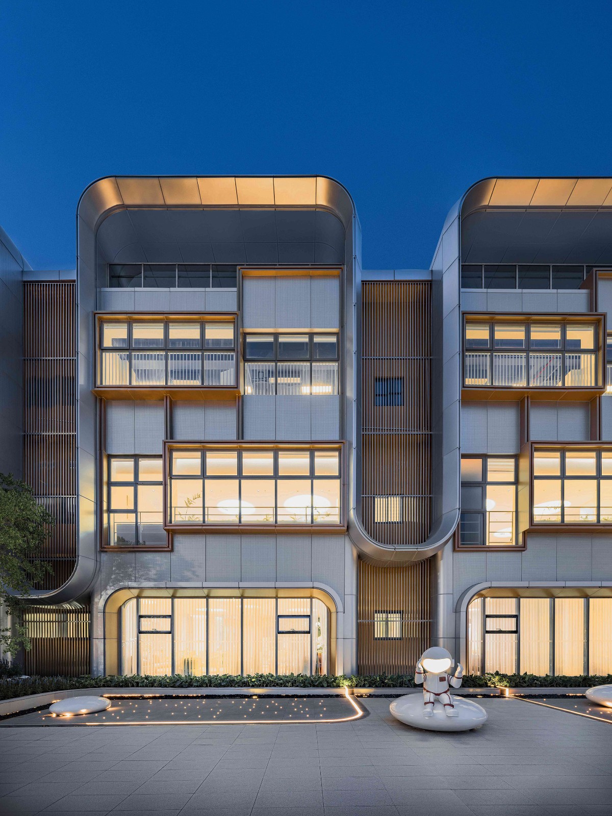 BIM建筑|飞行梦想的建筑乌托邦:广州城投·空港1号幼儿园 / PTA上海柏涛·广州事业部 BIM建筑|飞行梦想的建筑乌托邦:广州城投·空港1号幼儿园 / PTA上海柏涛·广州事业部