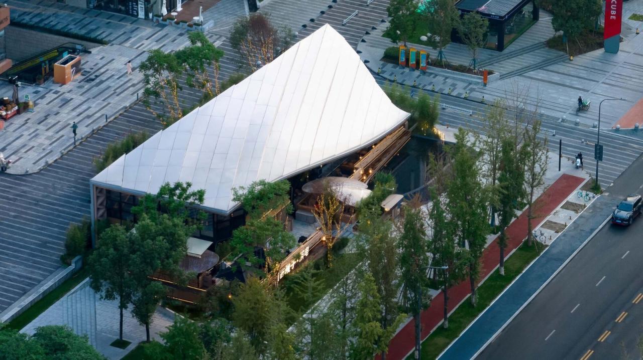 BIM建筑|交子大道木屋顶餐厅 / 致野建筑 BIM建筑|交子大道木屋顶餐厅 / 致野建筑