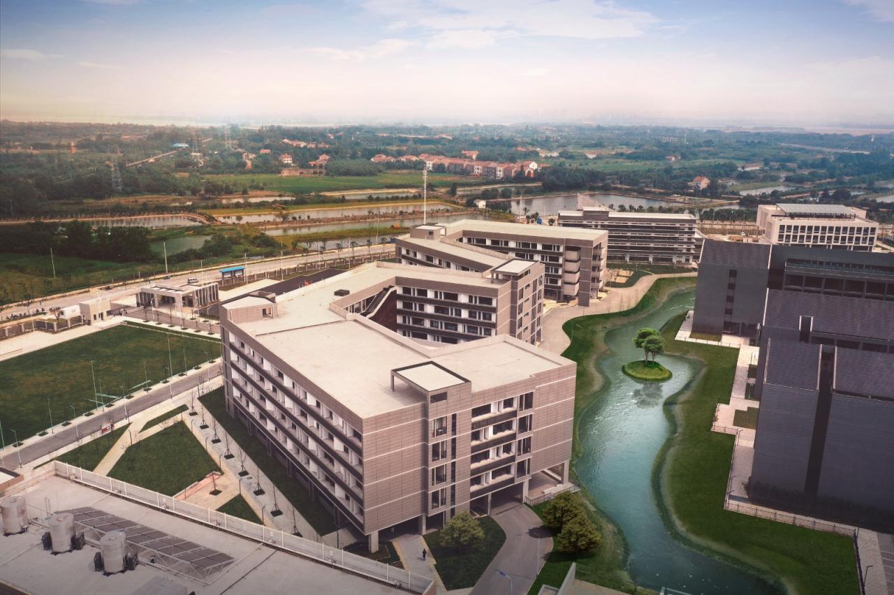 BIM建筑|行山乐水书自华:长江艺术工程职业学院3#教学实训楼 / 湖北建艺风工程设计有限公司 BIM建筑|行山乐水书自华:长江艺术工程职业学院3#教学实训楼 / 湖北建艺风工程设计有限公司