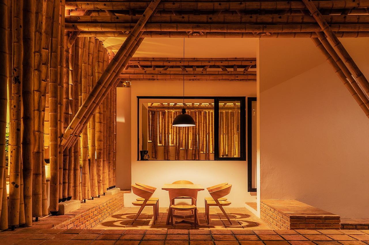 BIM建筑|竹林‘环绕’,Milguaduas 住宅 / ritmo arquitectos BIM建筑|竹林‘环绕’,Milguaduas 住宅 / ritmo arquitectos