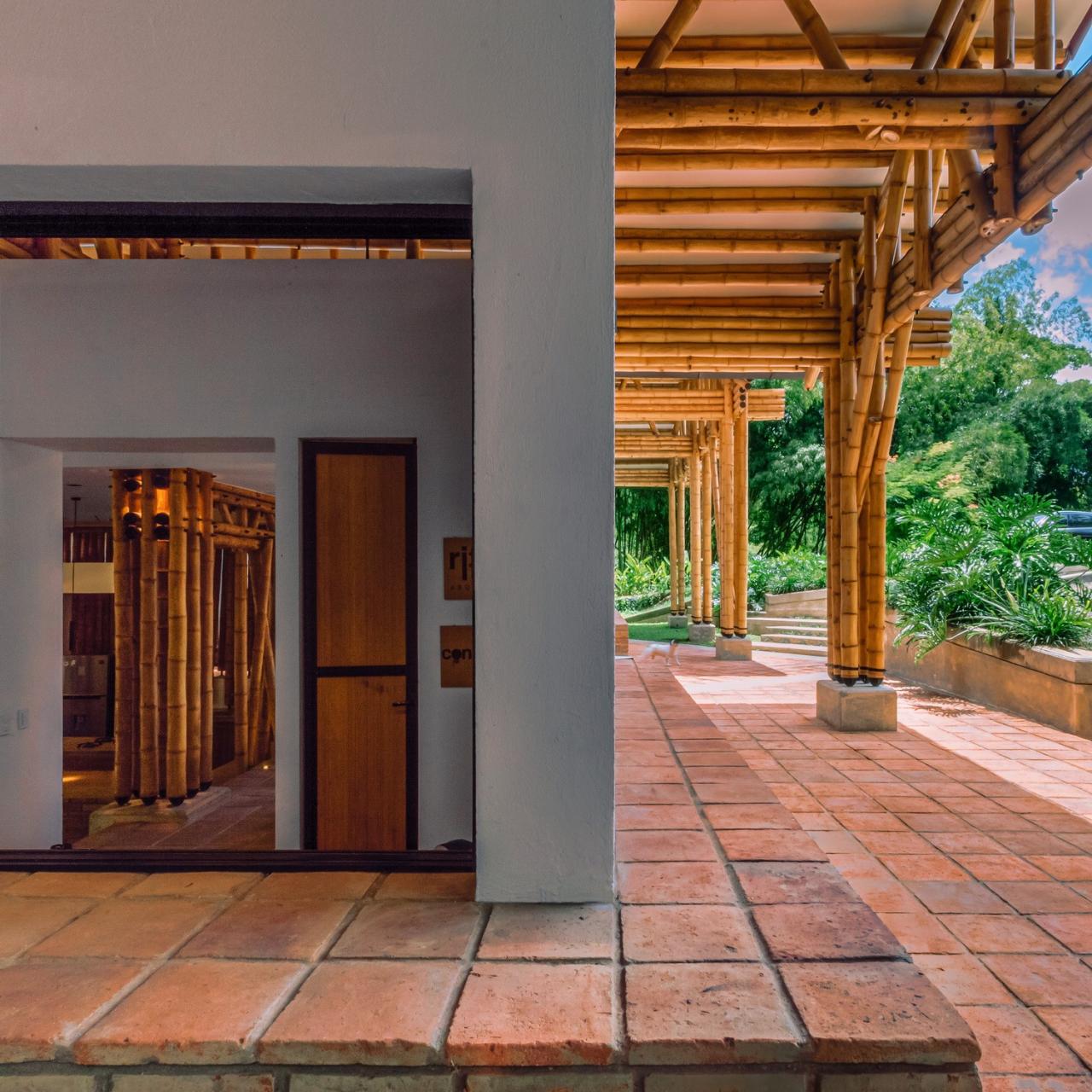 BIM建筑|竹林‘环绕’,Milguaduas 住宅 / ritmo arquitectos BIM建筑|竹林‘环绕’,Milguaduas 住宅 / ritmo arquitectos