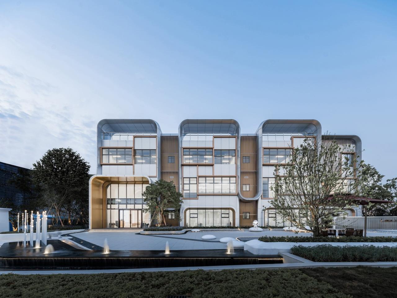 BIM建筑|飞行梦想的建筑乌托邦:广州城投·空港1号幼儿园 / PTA上海柏涛·广州事业部 BIM建筑|飞行梦想的建筑乌托邦:广州城投·空港1号幼儿园 / PTA上海柏涛·广州事业部
