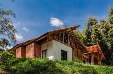 BIM建筑|竹林‘环绕’,Milguaduas 住宅 / ritmo arquitectos-BIM建筑网