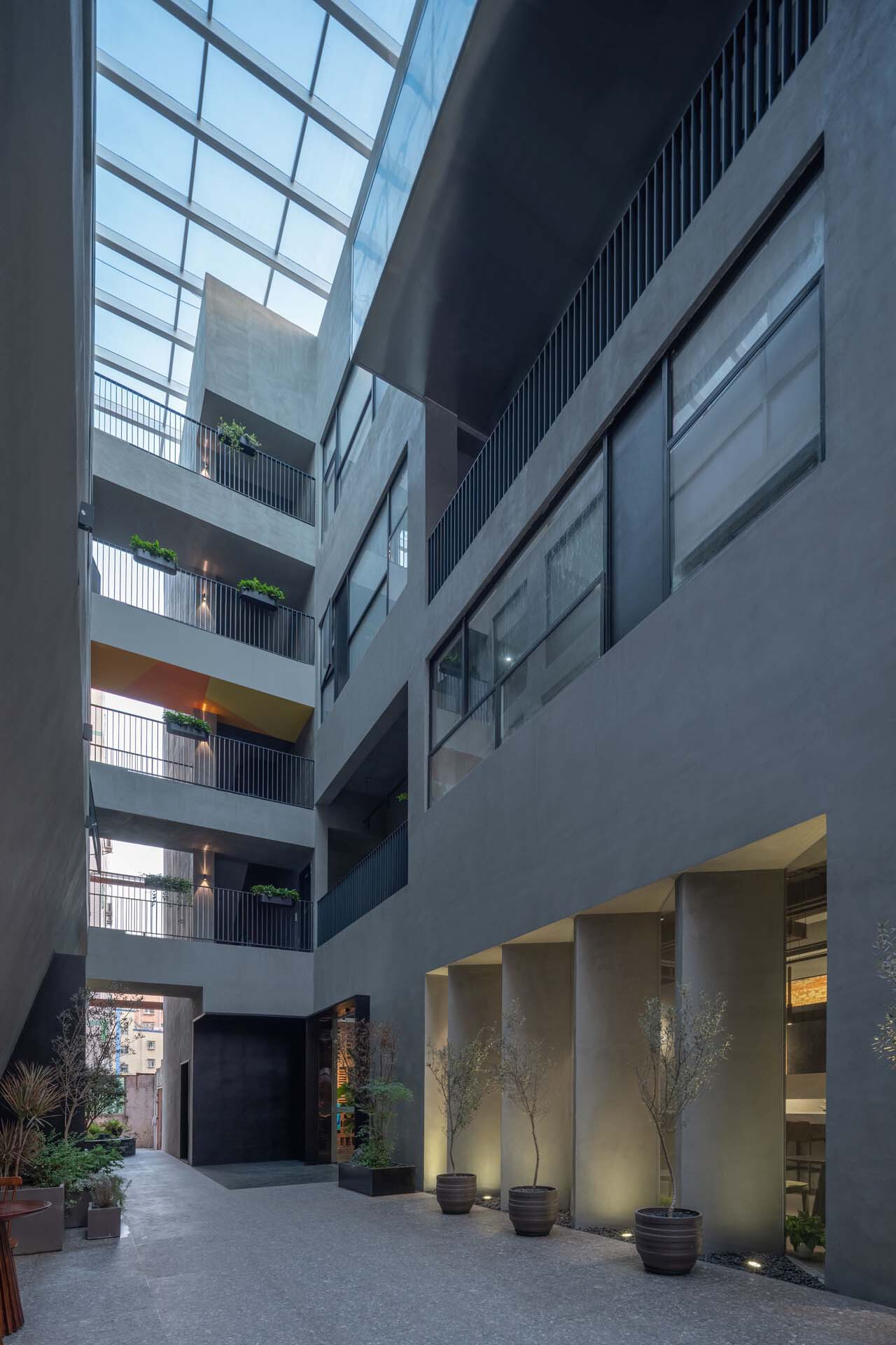 BIM建筑|东财工业区7#8#楼改造 / 深圳对角线建筑设计 BIM建筑|东财工业区7#8#楼改造 / 深圳对角线建筑设计