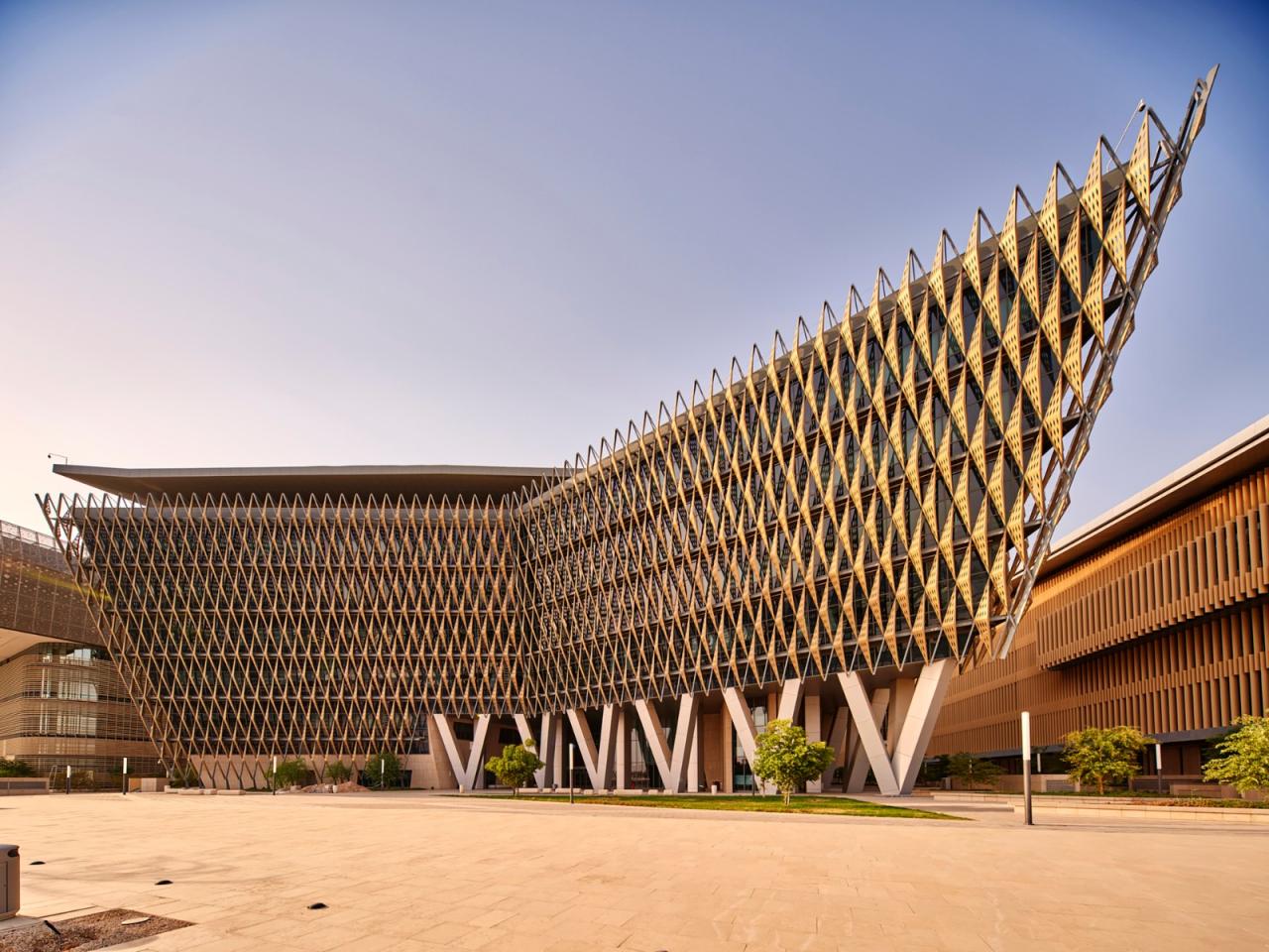 BIM建筑|科威特大学生命科学学院 / CambridgeSeven + Gulf Consult BIM建筑|科威特大学生命科学学院 / CambridgeSeven + Gulf Consult
