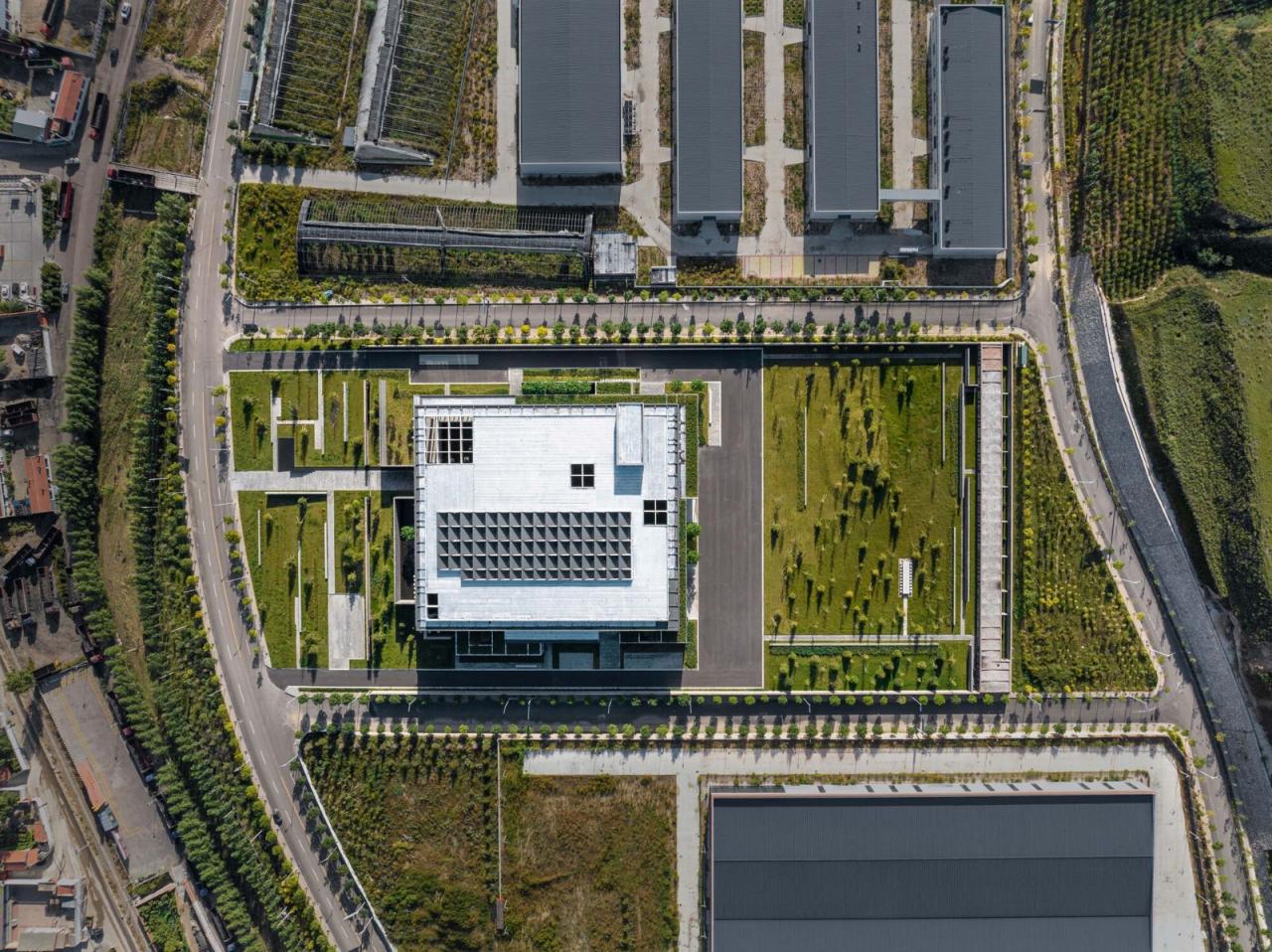 BIM建筑|宁武燕麦工厂 / 卓汉苏文建筑事务所 BIM建筑|宁武燕麦工厂 / 卓汉苏文建筑事务所