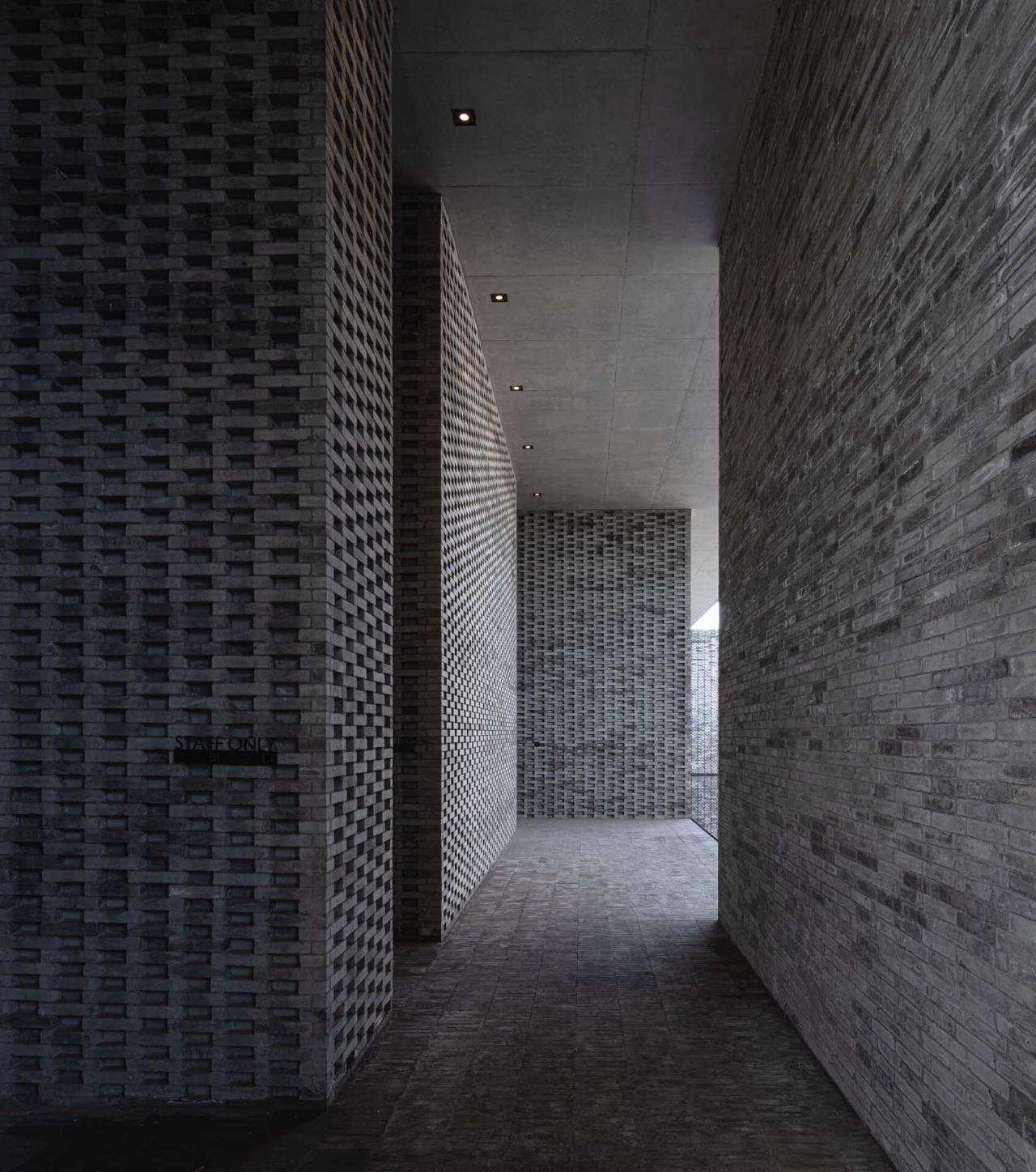 BIM建筑|宁武燕麦工厂 / 卓汉苏文建筑事务所 BIM建筑|宁武燕麦工厂 / 卓汉苏文建筑事务所