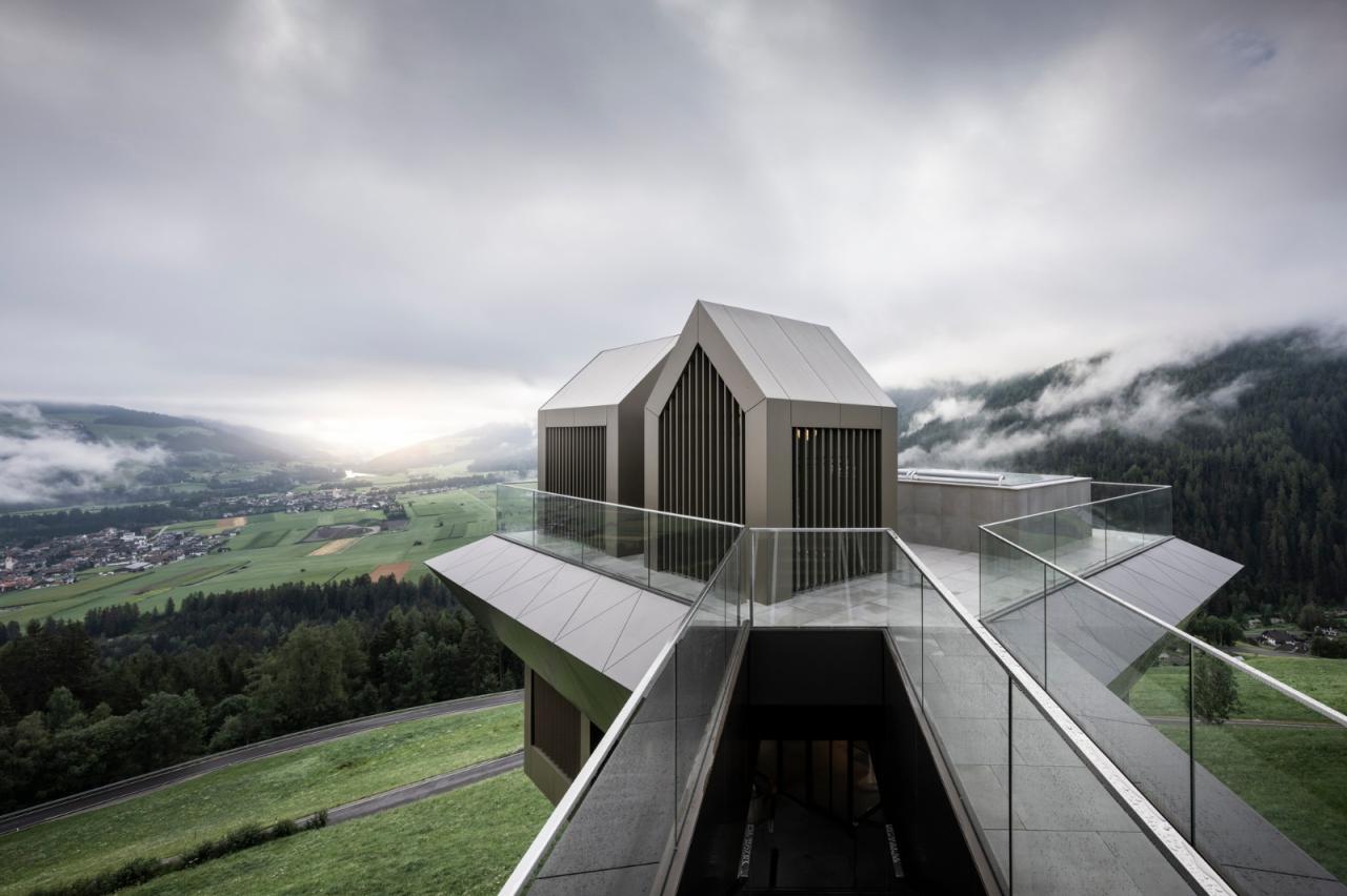 BIM建筑|“倒挂”建筑,Hubertus 酒店扩建 / noa* BIM建筑|“倒挂”建筑,Hubertus 酒店扩建 / noa*